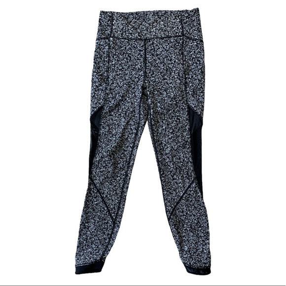 Lululemon Sole Training 7/8 Daisy Dust Alpine Leggings - Picture 2 of 7